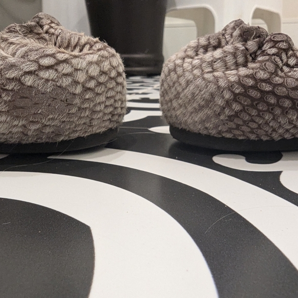 Tory Burch Reva Textured Calf Hair - Picture 7 of 10